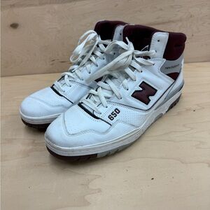 New Balance Men's White and Maroon Sneakers